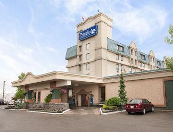 Travelodge By Wyndham Calgary International Airport South