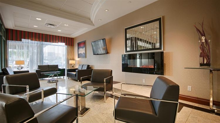 Best Western Plus Travel Hotel Toronto Airport , ON M9C5K5 near Toronto Pearson Airport View Point 4