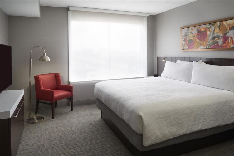 Hilton Garden Inn Toronto Airport West/Mississauga , ON L4W0B3 near Toronto Pearson Airport View Point 13