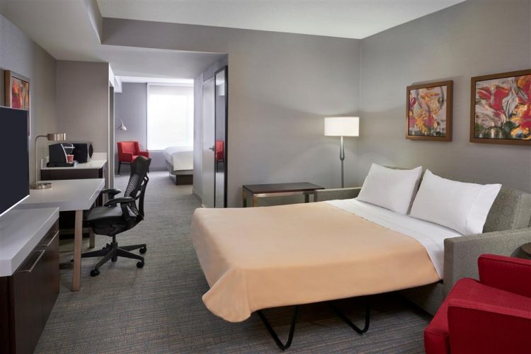 Hilton Garden Inn Toronto Airport West/Mississauga , ON L4W0B3 near Toronto Pearson Airport View Point 23