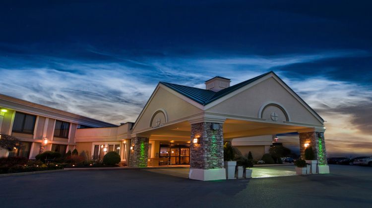 Holiday Inn Buffalo-Intl Airport , NY 14225 near Buffalo Niagara International Airport View Point 8