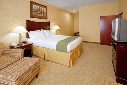 Holiday Inn Express Hotel & Suites Bethlehem Airport/Allentown area , PA 18017 near Lehigh Valley International Airport View Point 16