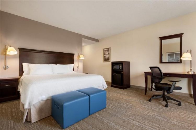 Hampton Inn & Suites Washington-Dulles International Airport , DC 20166 near Washington Dulles International Airport View Point 25