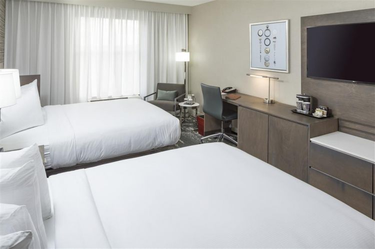 DoubleTree by Hilton Boston Logan Airport Chelsea , MA 02150 near Boston Logan International Airport View Point 17