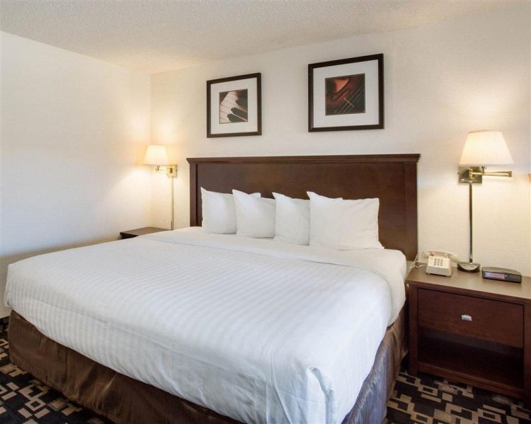 MorningGlory Inn & Suites , WA 98225 near Bellingham International Airport View Point 25