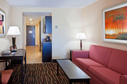 Holiday Inn Express Hotel & Suites Fort Lauderdale Airport/Cruise Port, an IHG Hotel , FL 33315 near Fort Lauderdale-hollywood International Airport View Point 17