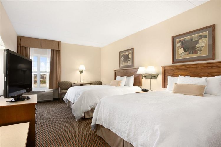 Hampton Inn & Suites Providence/Warwick-Airport , RI 02886 near Theodore Francis Green State Airport View Point 11