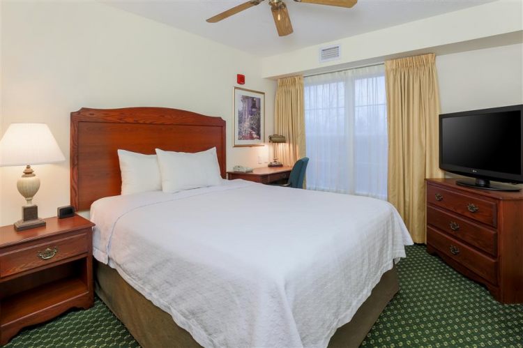 Homewood Suites by Hilton Providence-Warwick , RI 02886 near Theodore Francis Green State Airport View Point 12