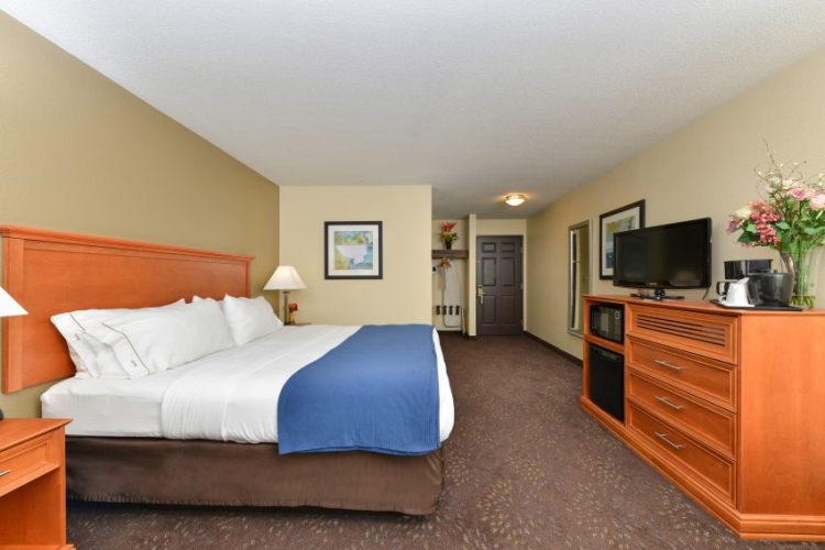 Holiday Inn Express Inver Grove Heights , MN 55076 near Minneapolis-saint Paul International Airport (wold-chamberlain Field) View Point 37