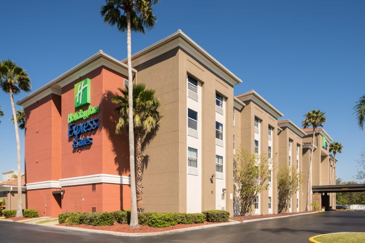 Holiday Inn Express & Suites Orlando International Airport, an IHG Hotel , FL 32812 near Orlando International Airport View Point 4