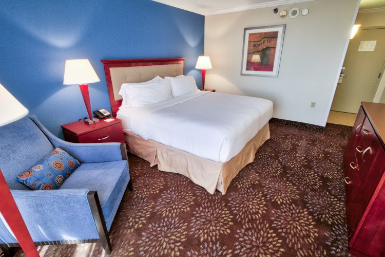 Holiday Inn Tampa Westshore - Airport Area, an IHG Hotel , FL 33609 near Tampa International Airport View Point 26