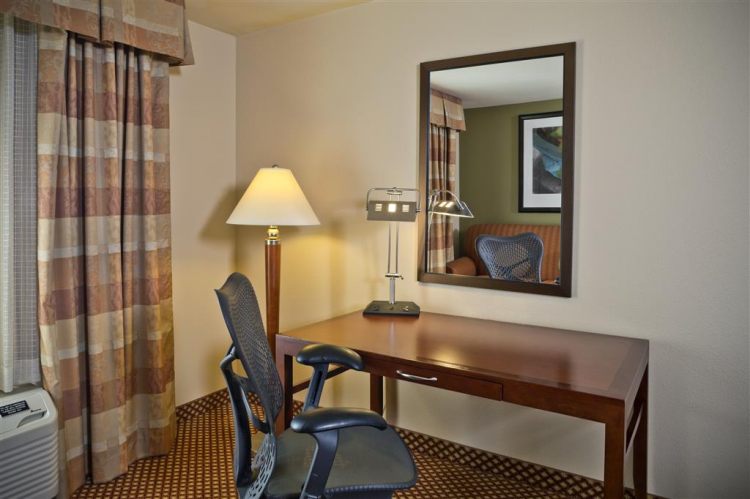 Hilton Garden Inn White Marsh , MD 21236 near Baltimore Cruise Port (Cruise Maryland Terminal) View Point 22