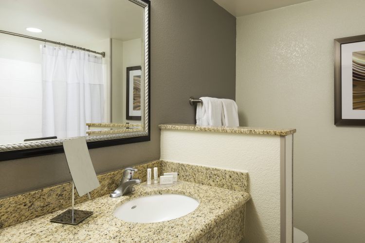 Courtyard by Marriott Fort Myers at I-75 and Gulf Coast Town Center , FL 33913 near Southwest Florida International Airport View Point 23