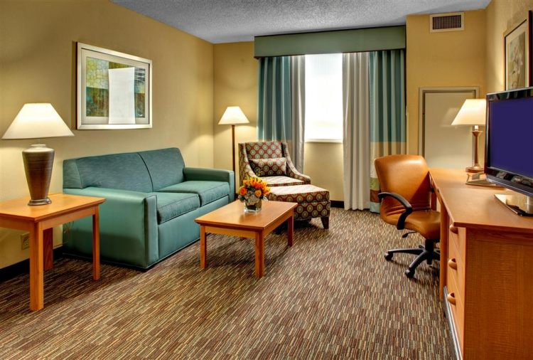 Hampton Inn & Suites Miami Airport South/Blue Lagoon , FL 33126 near Miami International Airport View Point 13