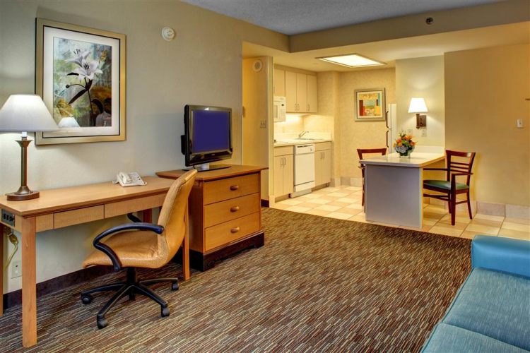 Hampton Inn & Suites Miami Airport South/Blue Lagoon , FL 33126 near Miami International Airport View Point 20