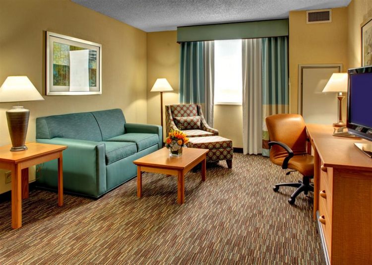 Hampton Inn & Suites Miami Airport South/Blue Lagoon , FL 33126 near Miami International Airport View Point 28