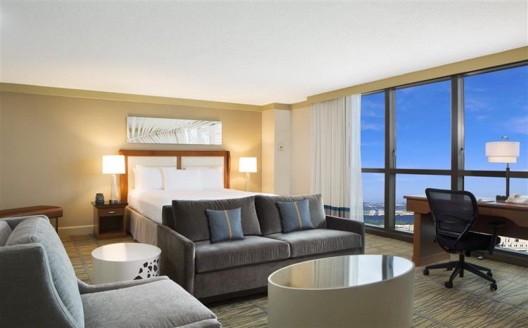 DoubleTree by Hilton Hotel Miami Airport & Convention Center , FL 33126 near Miami International Airport View Point 27