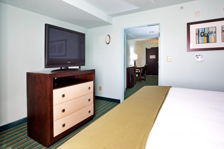 Holiday Inn Express Hotel & Suites Norfolk Airport, an IHG Hotel , VA 23502 near Norfolk International Airport View Point 21