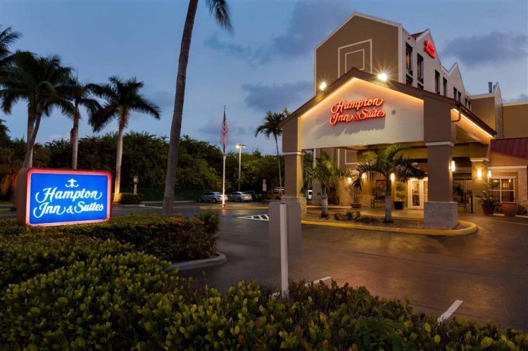 Hampton Inn & Suites Fort Lauderdale Airport , FL 33020 near Fort Lauderdale-hollywood International Airport View Point 3