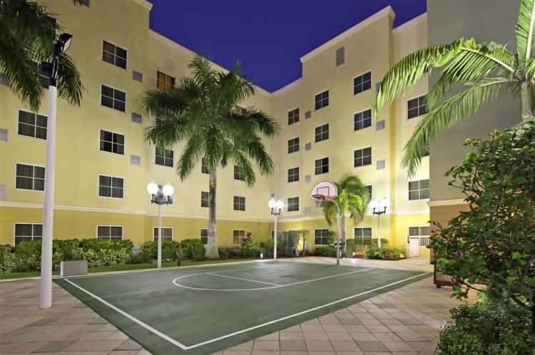 Homewood Suites by Hilton Miami - Airport West , FL 33122 near Miami International Airport View Point 7