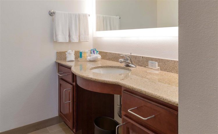 Homewood Suites by Hilton Miami - Airport West , FL 33122 near Miami International Airport View Point 15