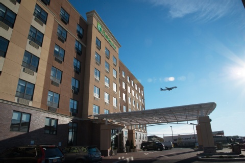 Holiday Inn New York JFK Airport Area , NY 11422 near John F Kennedy Intl Airport View Point 9