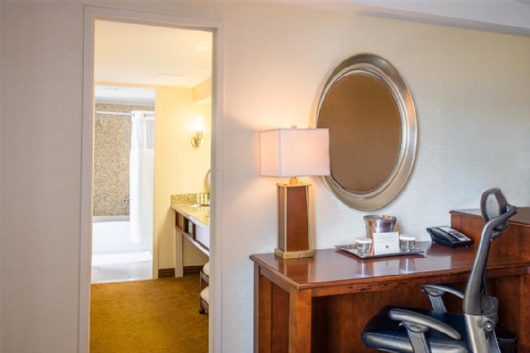 DoubleTree by Hilton Philadelphia Airport , PA 19153 near Philadelphia International Airport View Point 32