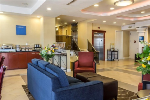 Comfort Inn & Suites LaGuardia Airport , NY 11378 near Laguardia Airport View Point 3