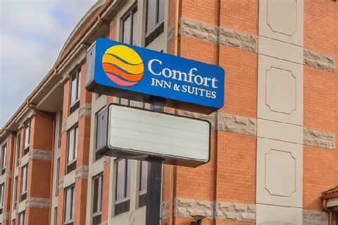 Comfort Inn & Suites LaGuardia Airport , NY 11378 near Laguardia Airport View Point 4