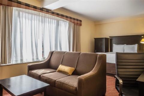 Comfort Inn & Suites LaGuardia Airport , NY 11378 near Laguardia Airport View Point 12