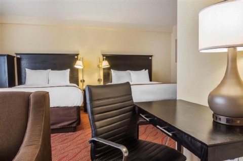 Comfort Inn & Suites LaGuardia Airport , NY 11378 near Laguardia Airport View Point 14