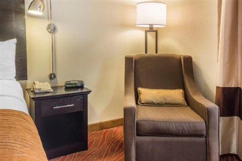 Comfort Inn & Suites LaGuardia Airport , NY 11378 near Laguardia Airport View Point 29