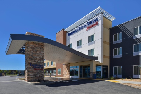 Fairfield Inn & Suites by Marriott Sacramento Airport Woodland , CA 95776 near Sacramento International Airport View Point 4