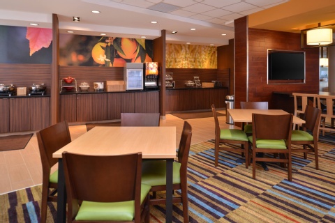 Fairfield Inn & Suites by Marriott Sacramento Airport Woodland , CA 95776 near Sacramento International Airport View Point 12