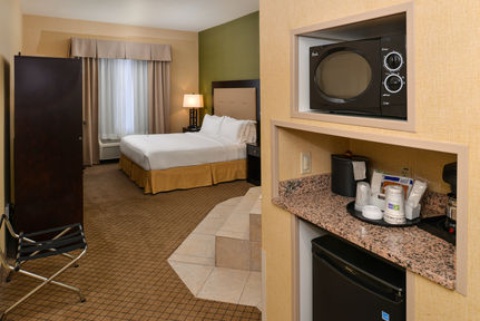 Holiday Inn Express Woodland, an IHG Hotel , CA 95776 near Sacramento International Airport View Point 39