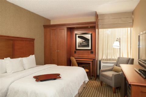 Hampton Inn Chicago-O'Hare International Airport , IL 60176 near Ohare International Airport View Point 15