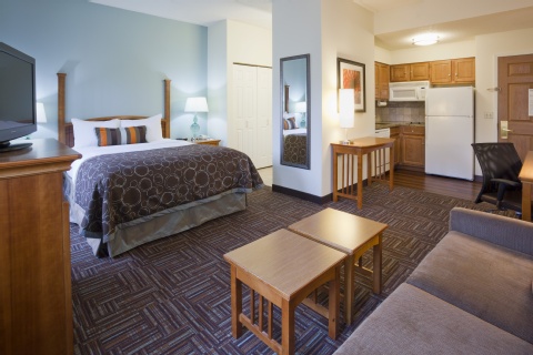 Staybridge Suites Minneapolis-Bloomington , MN 55437 near Minneapolis-saint Paul International Airport (wold-chamberlain Field) View Point 22