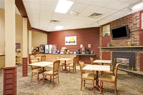 Days Inn by Wyndham Bloomington West , MN 55435 near Minneapolis-saint Paul International Airport (wold-chamberlain Field) View Point 5