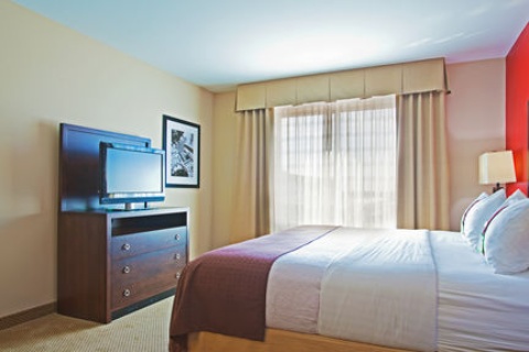 DoubleTree by Hilton Chicago Midway Airport, IL , IL 60638 near Midway International Airport View Point 26