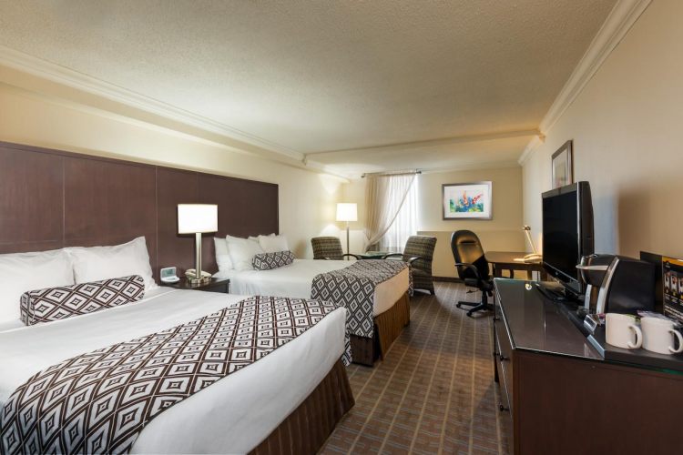 Crowne Plaza Toronto Airport, an IHG Hotel , ON M9W 6H5 near Toronto Pearson Airport View Point 10