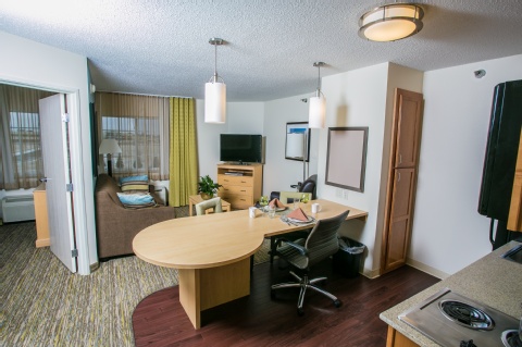 Candlewood Suites Fargo-N. Dakota State Univ. , ND 58102 near Hector International Airport View Point 24