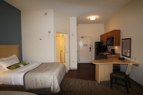 Candlewood Suites Fargo-N. Dakota State Univ. , ND 58102 near Hector International Airport View Point 27