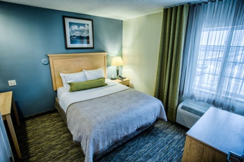 Candlewood Suites Fargo-N. Dakota State Univ. , ND 58102 near Hector International Airport View Point 48