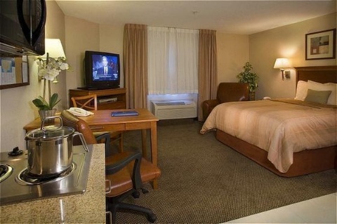 Candlewood Suites Portland-Airport , OR 97220 near Portland International Airport View Point 20