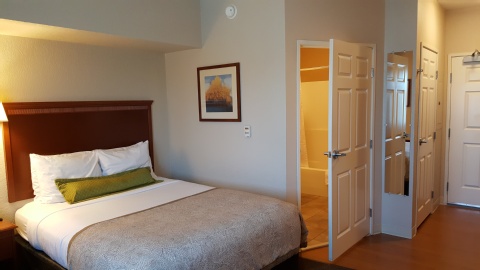 Candlewood Suites Portland-Airport , OR 97220 near Portland International Airport View Point 27