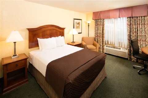 Red Lion Hotel Portland Airport , OR 97220 near Portland International Airport View Point 20