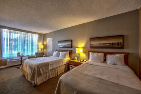 Radisson Hotel Montreal Airport , QC H4T1E3 near Montreal-Pierre Elliott Trudeau Int. Airport View Point 25