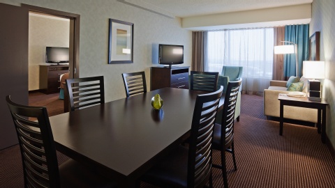 DoubleTree by Hilton Pointe Claire Montreal Airport West , QC H9R1C2 near Montreal-Pierre Elliott Trudeau Int. Airport View Point 25