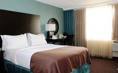 DoubleTree by Hilton Pointe Claire Montreal Airport West , QC H9R1C2 near Montreal-Pierre Elliott Trudeau Int. Airport View Point 26