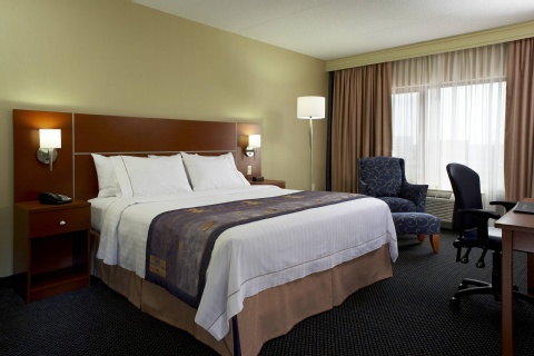 Fairfield Inn & Suites by Marriott Montreal Airport , QC H9P1C5 near Montreal-Pierre Elliott Trudeau Int. Airport View Point 16